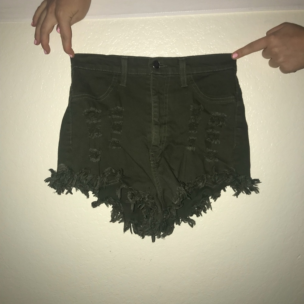 Army green high waisted denim shorts